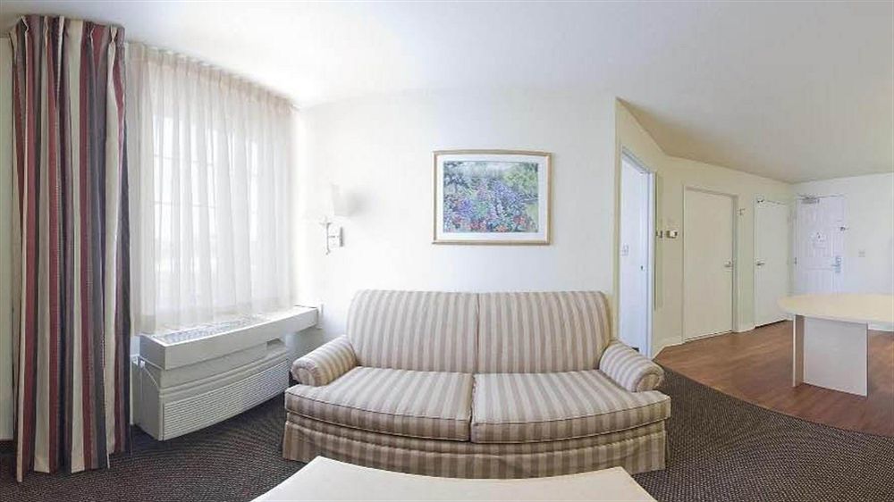 Candlewood Suites Austin-Round Rock By Ihg Екстериор снимка