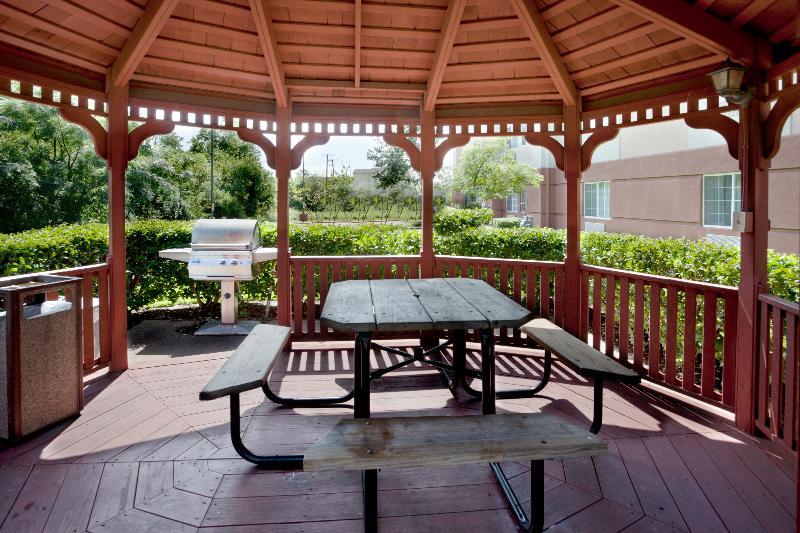Candlewood Suites Austin-Round Rock By Ihg Екстериор снимка